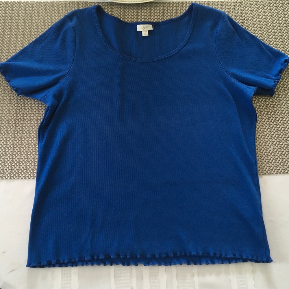 📌 Scoop Neck Tee 📌